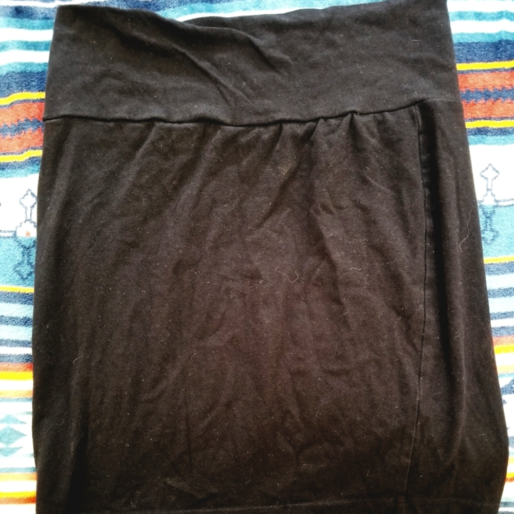Black skirt, Size L